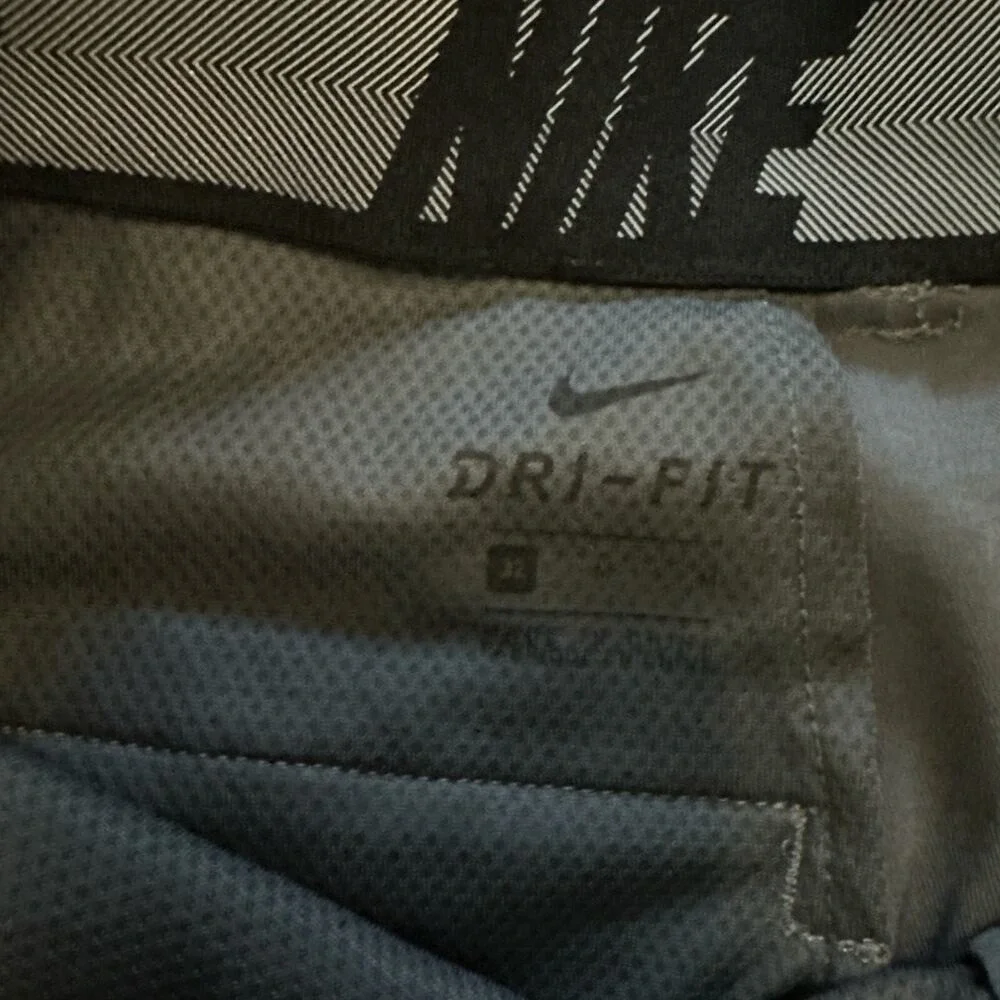 Nike Men's Dri-FIT Golf Shorts‎ Size 32 Gray Chino Style Performance Lightweight